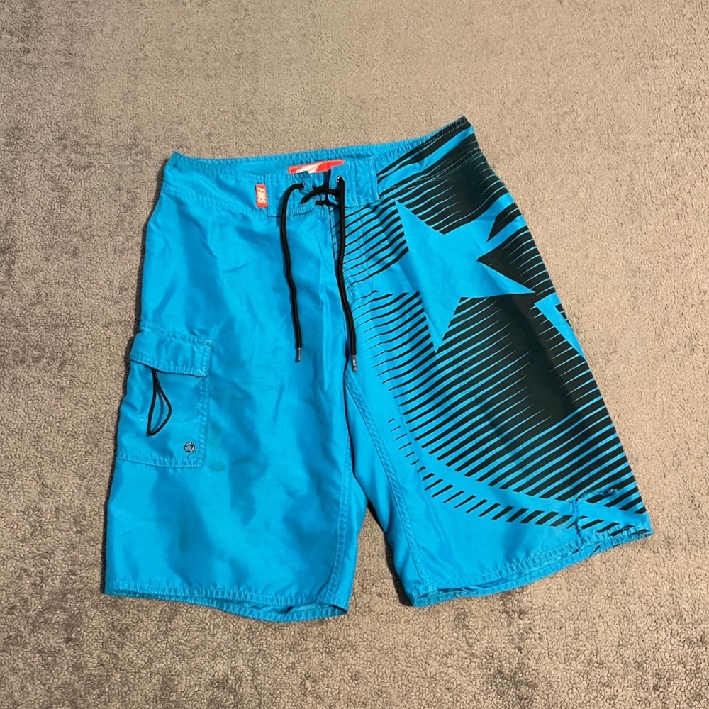 Y2K Famous Stars and Straps Board Shorts Mens 32 Blue Black Graphic Star FMS